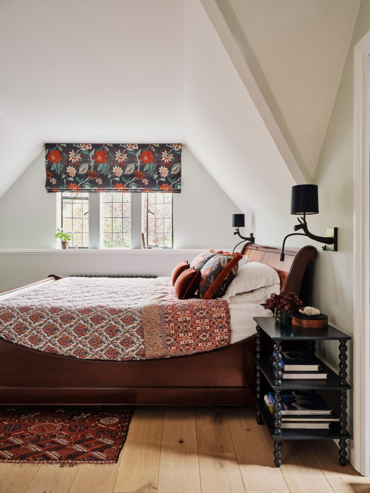 
      Imperfect Interiors
    -12