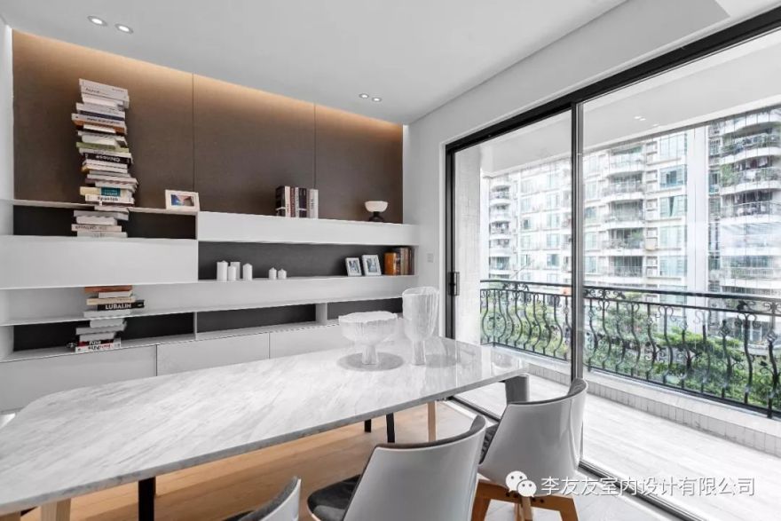 李友友设计打造现代极简医生家-17