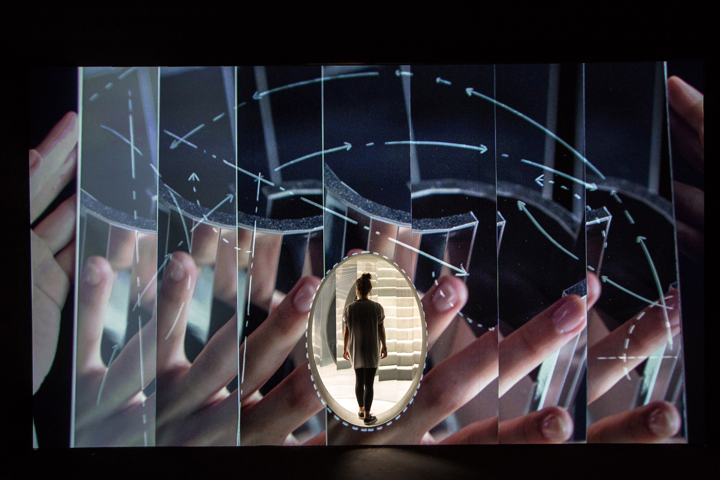 香奈儿香水迷幻镜像迷宫-6