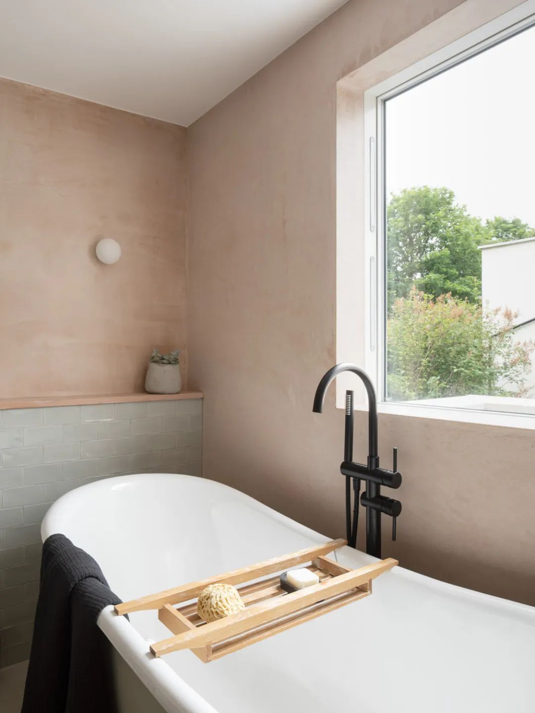 伦敦 Vestry Road 简约住宅 | 自然光线与天然材料的巧妙融合-13