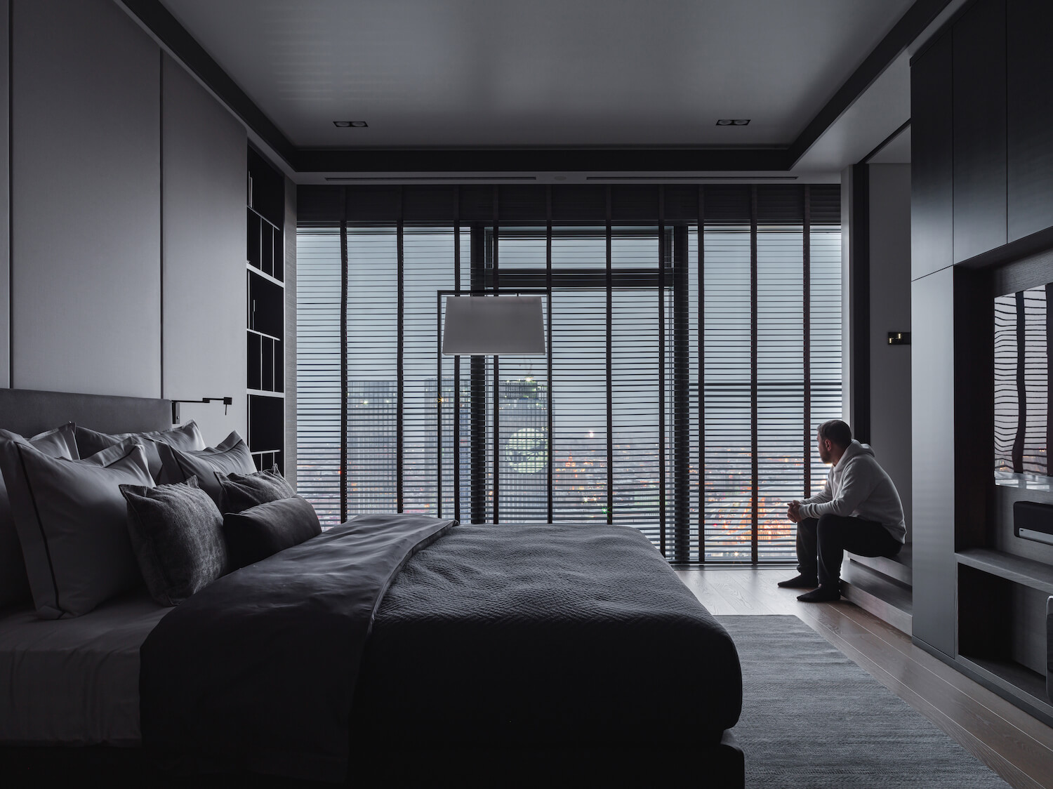 莫斯科黑色系公寓设计 既沉稳又有质感-19