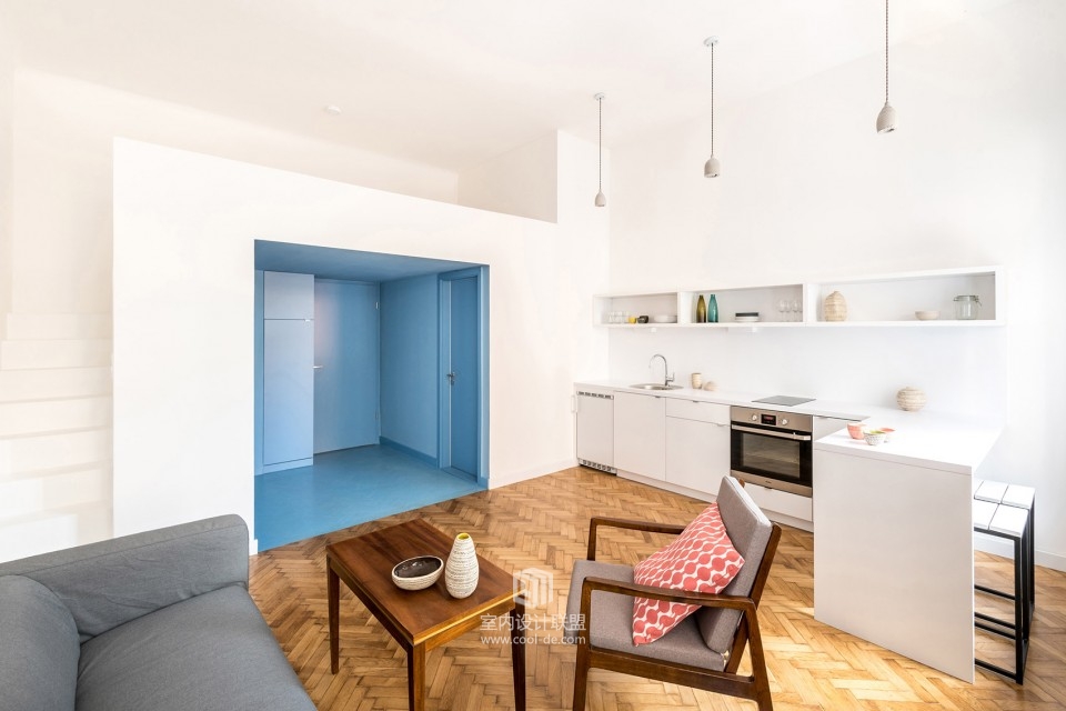 匈牙利一分三小型公寓-24