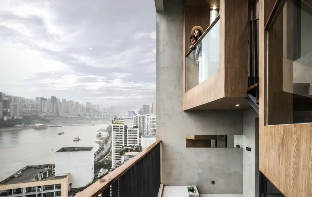 重庆江景民宿 | 套娃阳台的再生与狂欢-7
