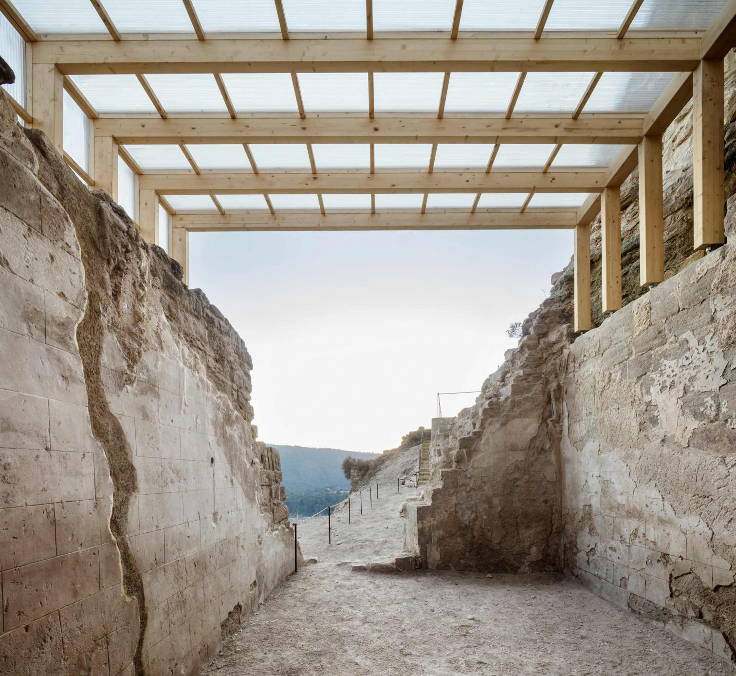 巴塞罗那 Jorba 城堡景观修复丨西班牙巴塞罗那-19