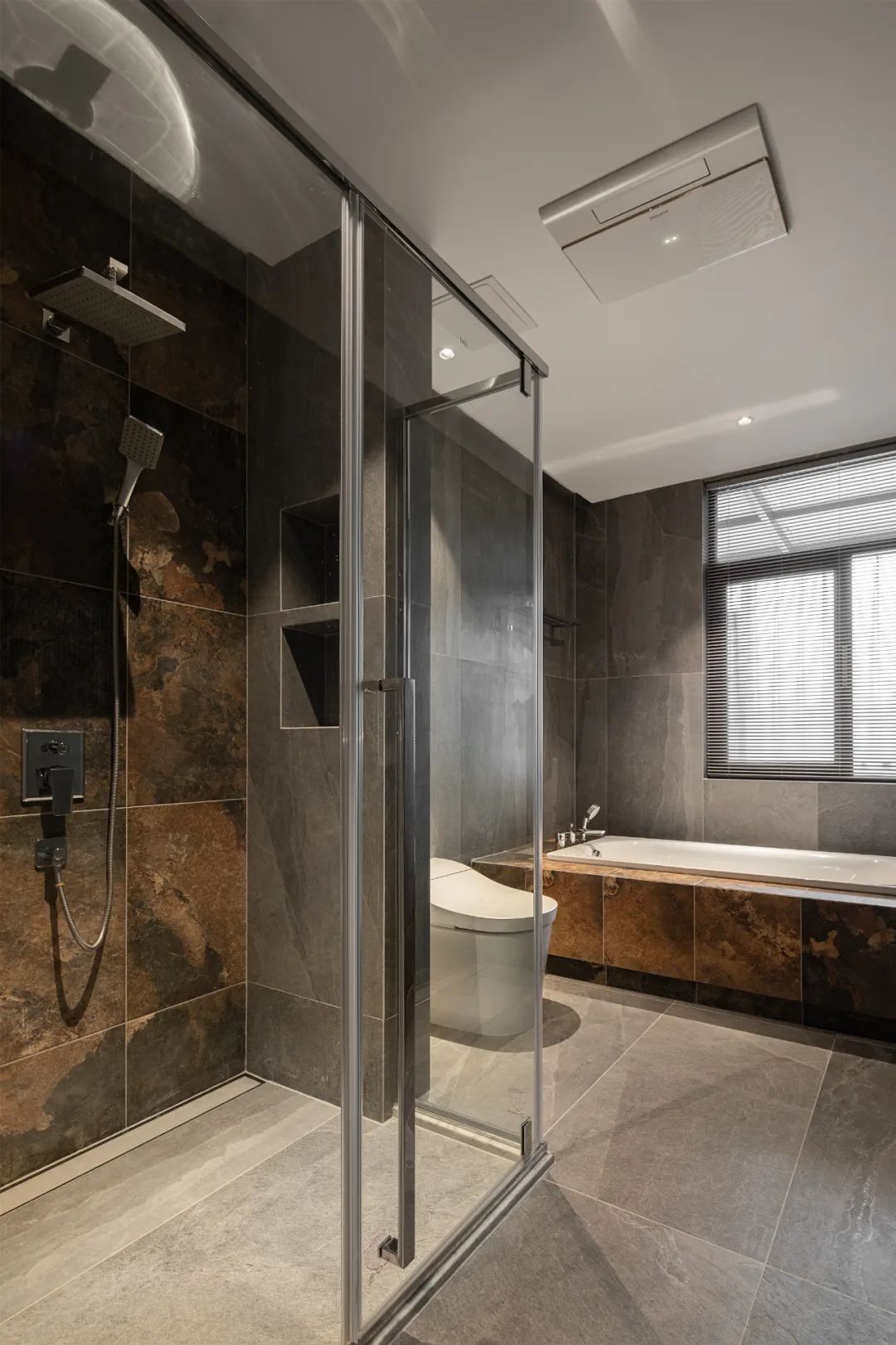 珠宝设计师的300㎡复式别墅，意式简约，美到极致！-68