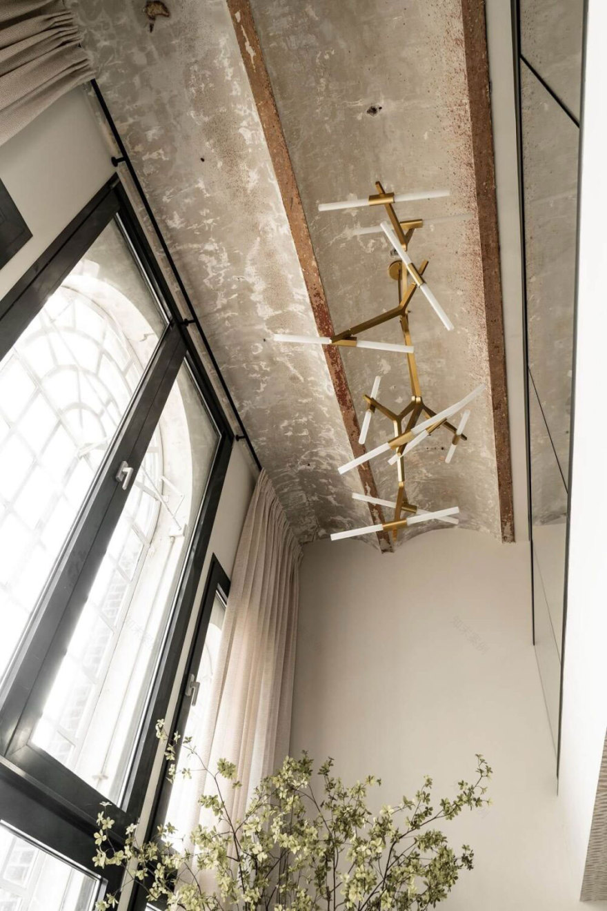 荷兰监狱变废为宝,时尚顶层公寓成设计佳作-15