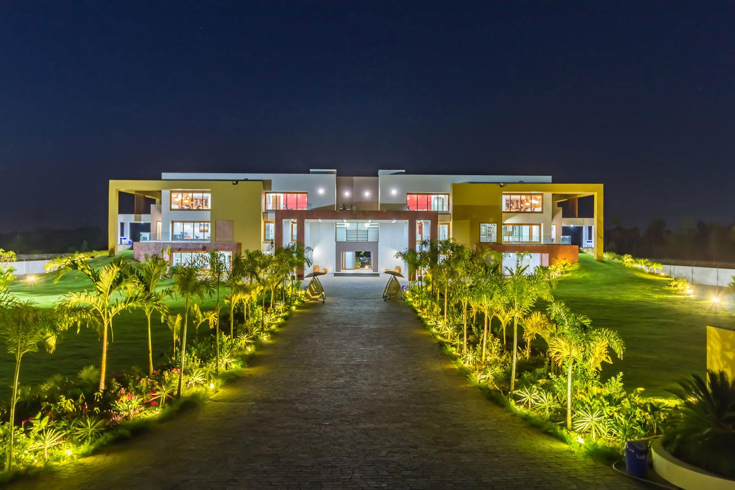 印度古吉拉特邦壮丽豪华别墅设计-30