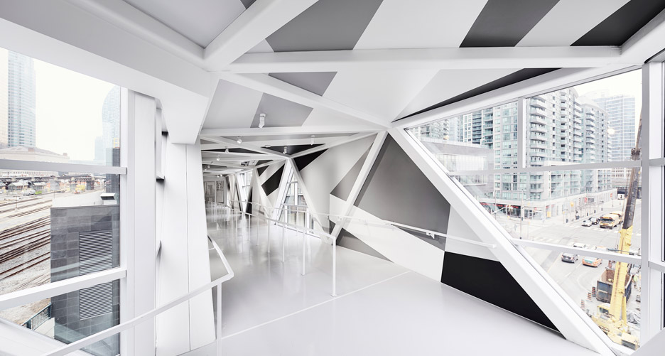 多伦多会议中心黑白桥-18