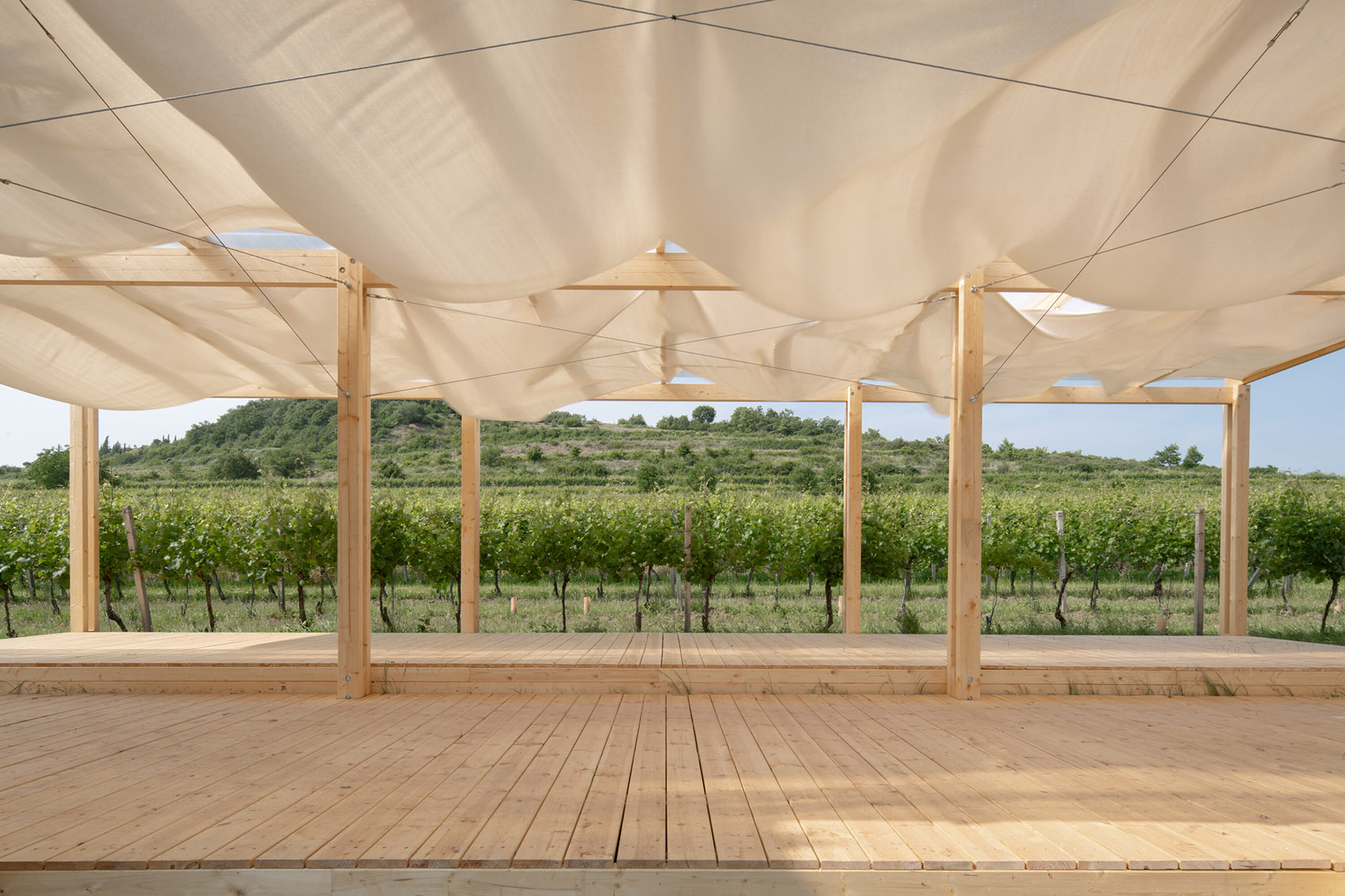 Ženy Víno放克音乐节装置丨斯洛伐克丨Jakub Kolarovič Architects-76