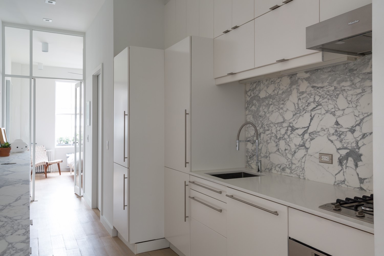 纽约明亮阁楼式公寓，穿越时空的改造-12