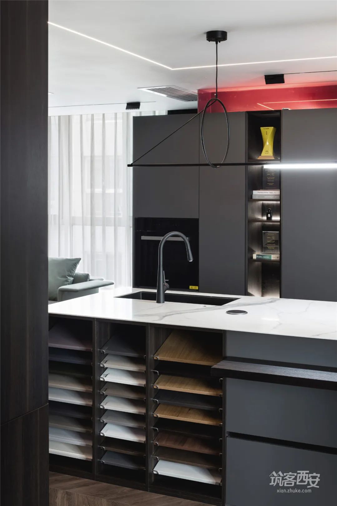 李盟新作 | 领先时代广场 190㎡展陈空间,呈现类比情境-30