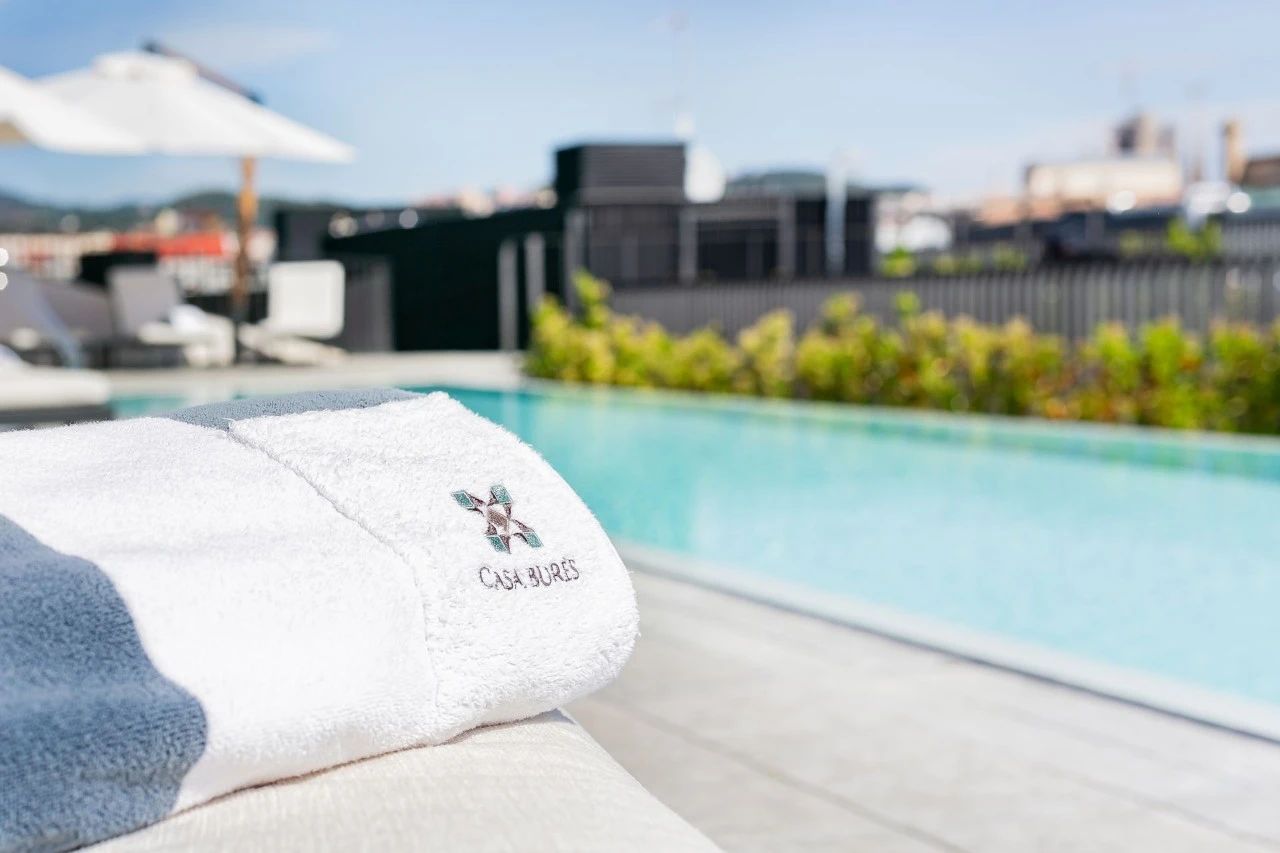 高迪挚友作品，巴塞罗那百年纺织厂变身豪华公寓-39