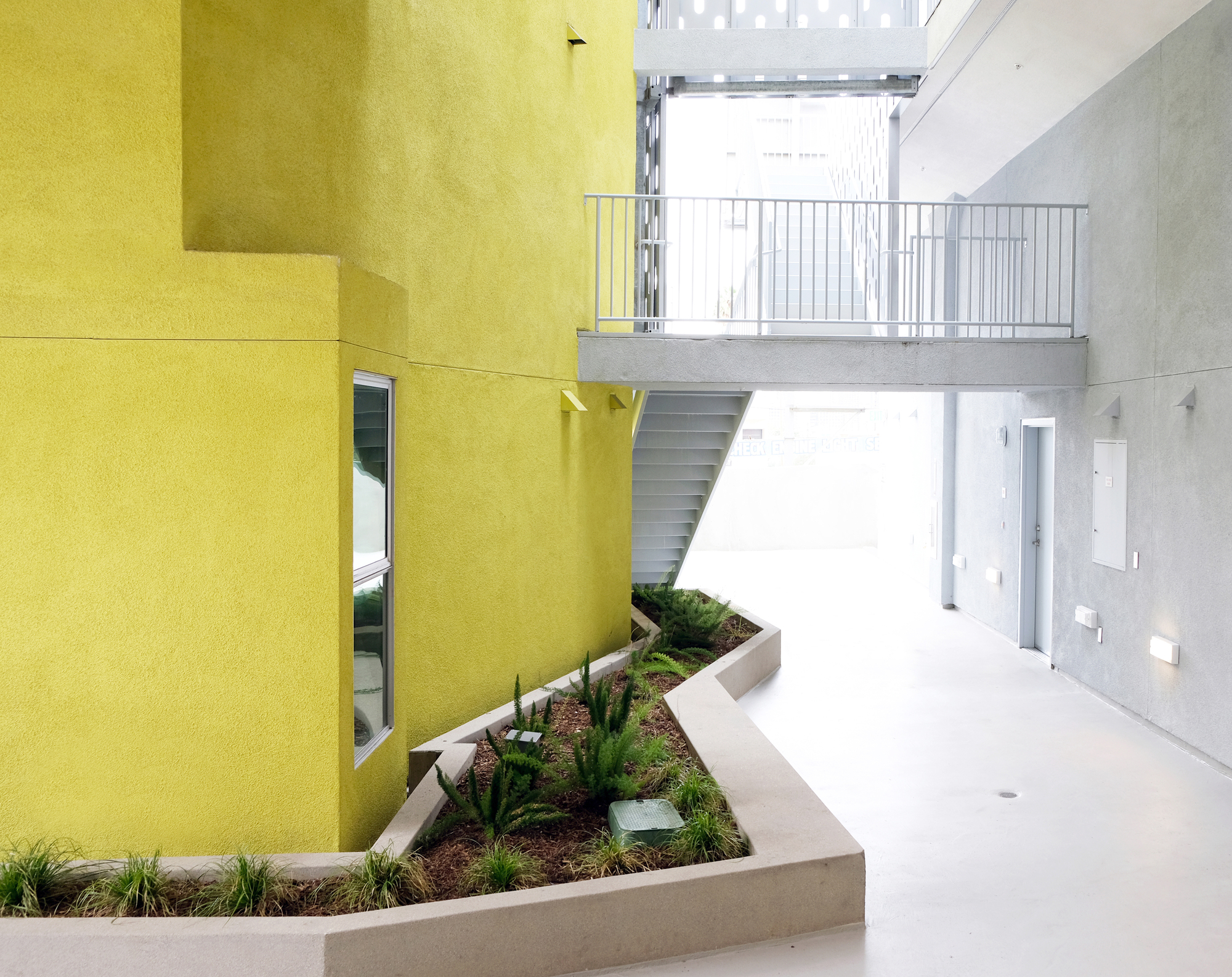 极乐田园公寓丨美国洛杉矶丨Warren Techentin Architecture-23