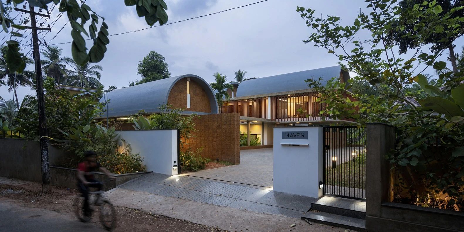 The Stoic Wall 住宅丨印度丨LIJO.RENY.architects-42