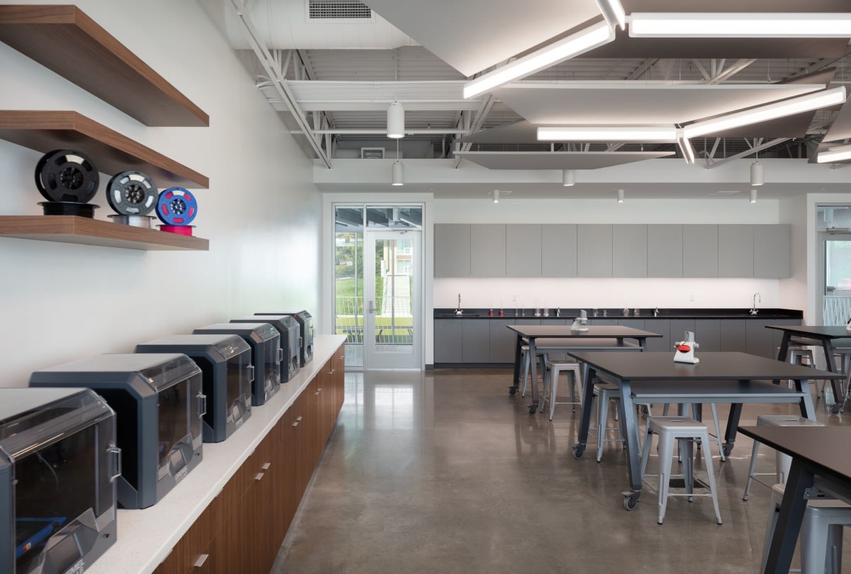 Clockwork Architecture + Design 打造活力教学空间——Sherman Center at SVN Charter School-20