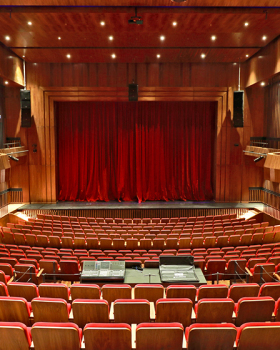 剧院