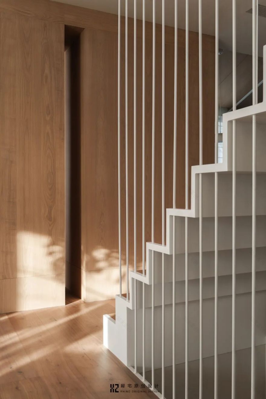 天井重构+楼梯移位,装下三代人的理想生活-52