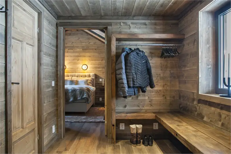 瑞典山间豪华木屋 | 传统与现代的完美交融-11