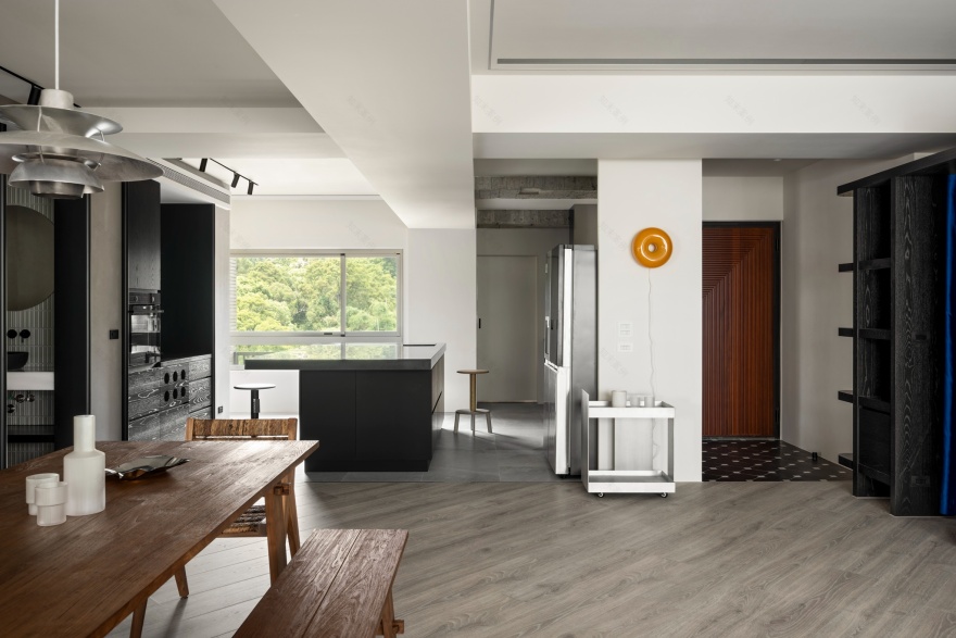 不着痕迹的灰色主义 · 甘纳设计-9