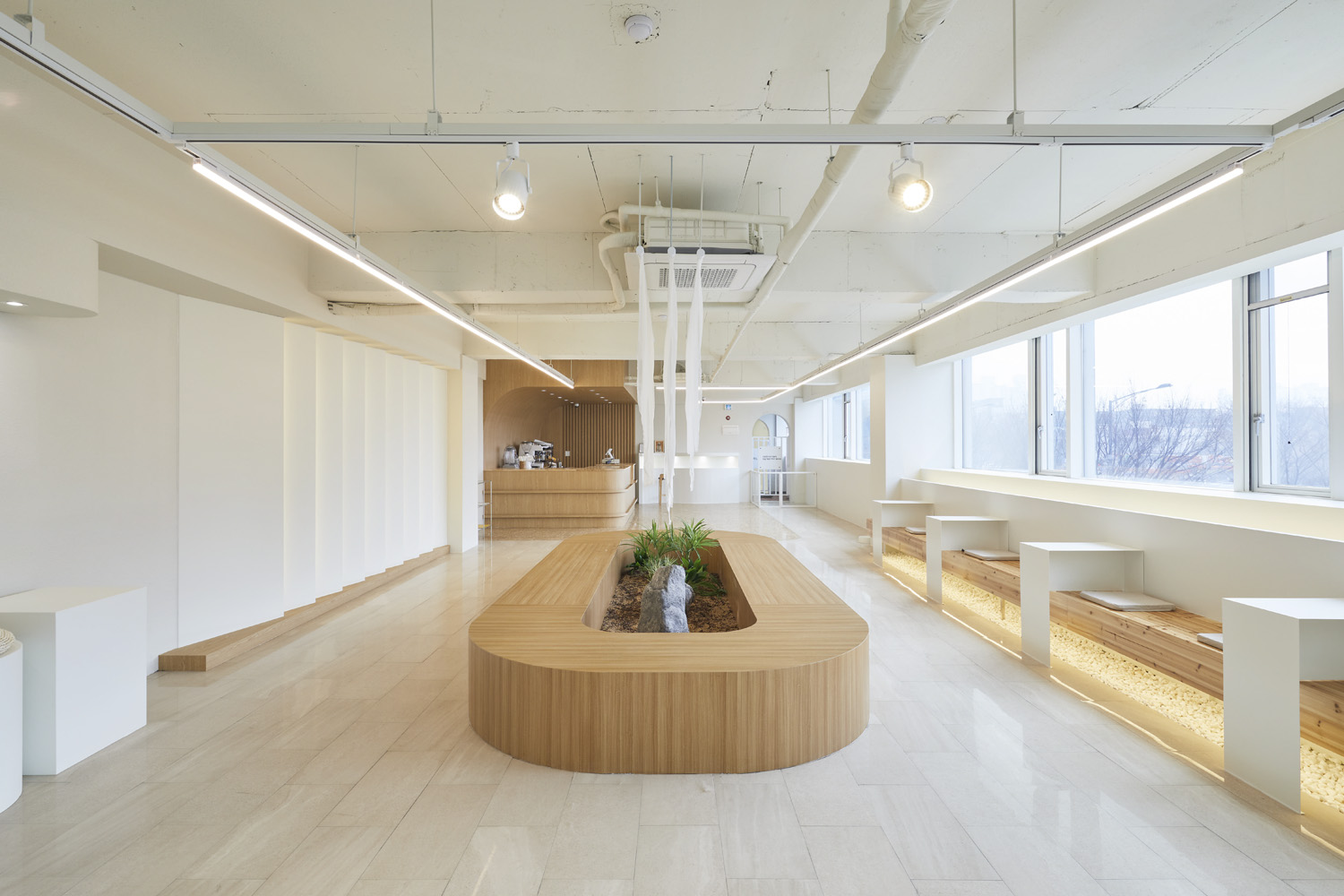 韩国白色&木色现代办公室设计-3