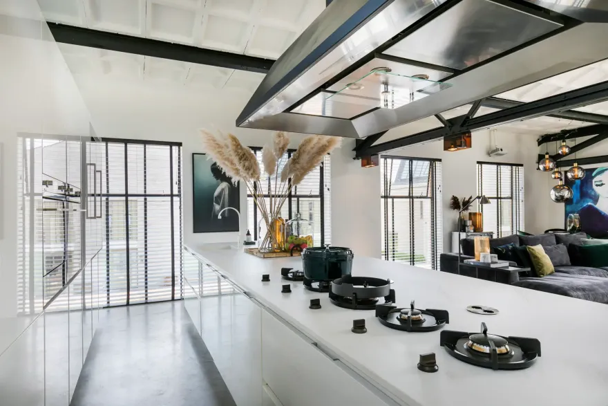 荷兰黑梁 loft 设计,巧妙空间布局引人赞不绝口-8