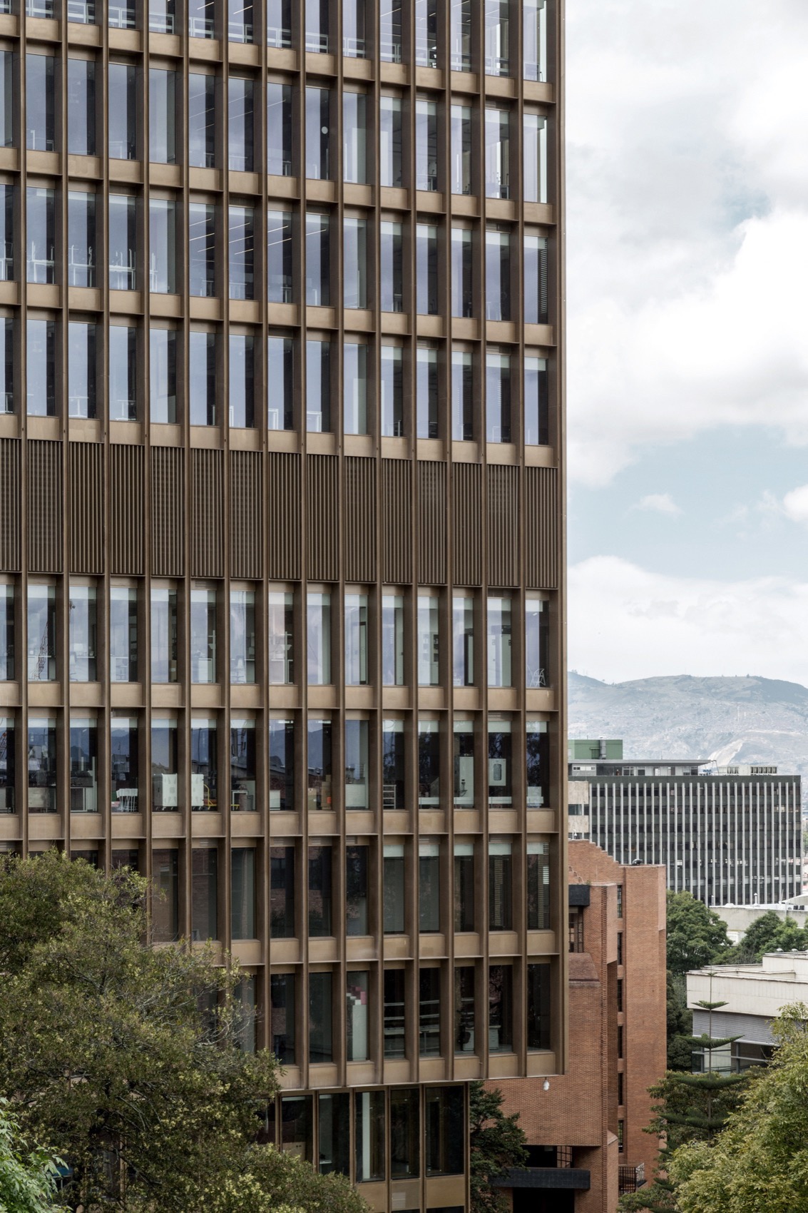 哈维里亚那天主教大学工程实验室丨哥伦比亚-16