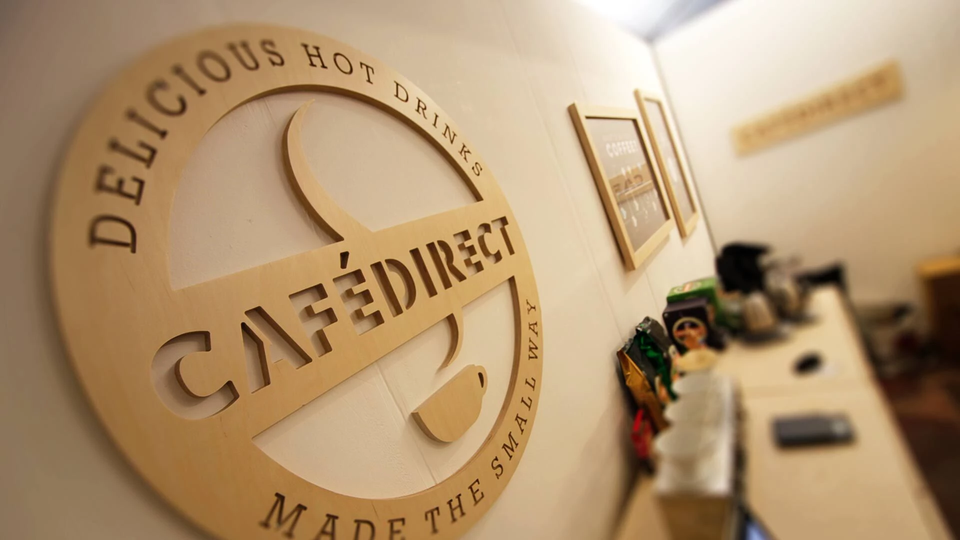 Cafedirect Trade Stand-9