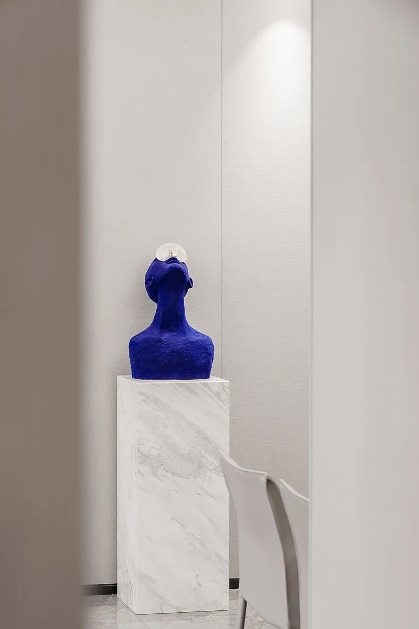 金科恒信集美天宸 | 克莱因蓝的轻奢美学空间-3