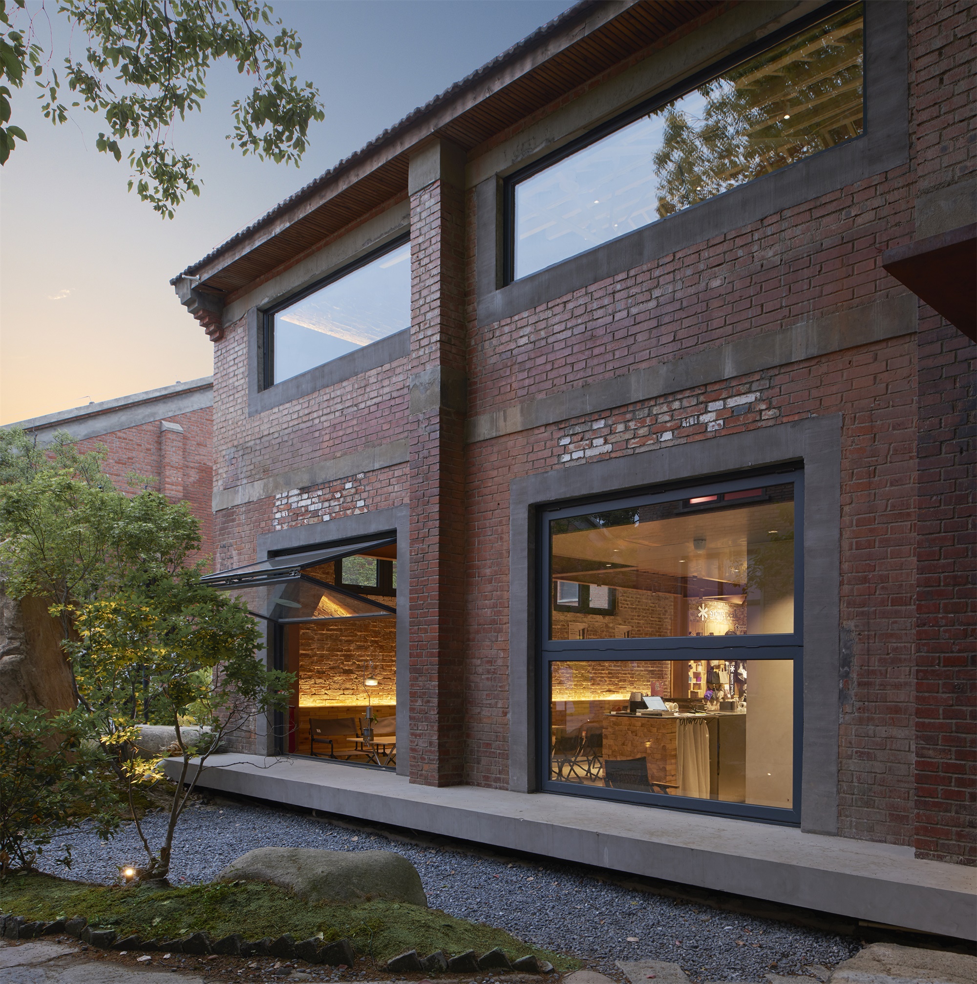 Snow Peak Cafe苏州美罗小奢中心店丨中国苏州丨KiKi建筑设计事务所-13