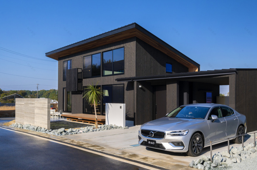 「木の風合いを楽しむ家」-5