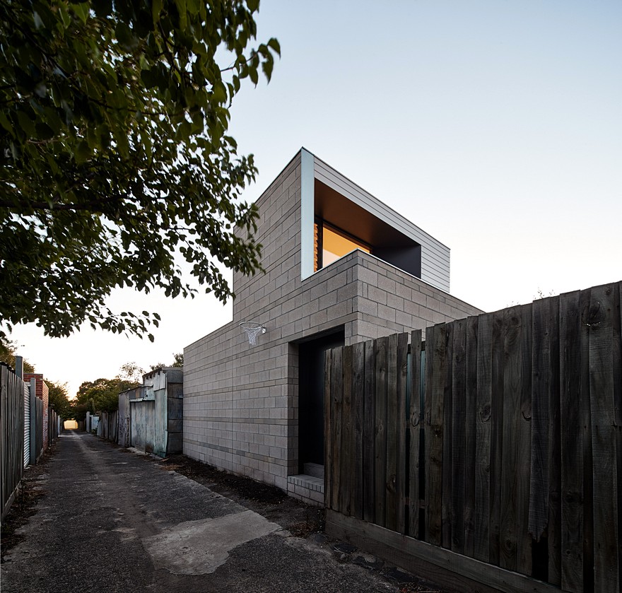 Single-Storey Cottage Extension / House to Catch the Sun by MAKE Architecture-22