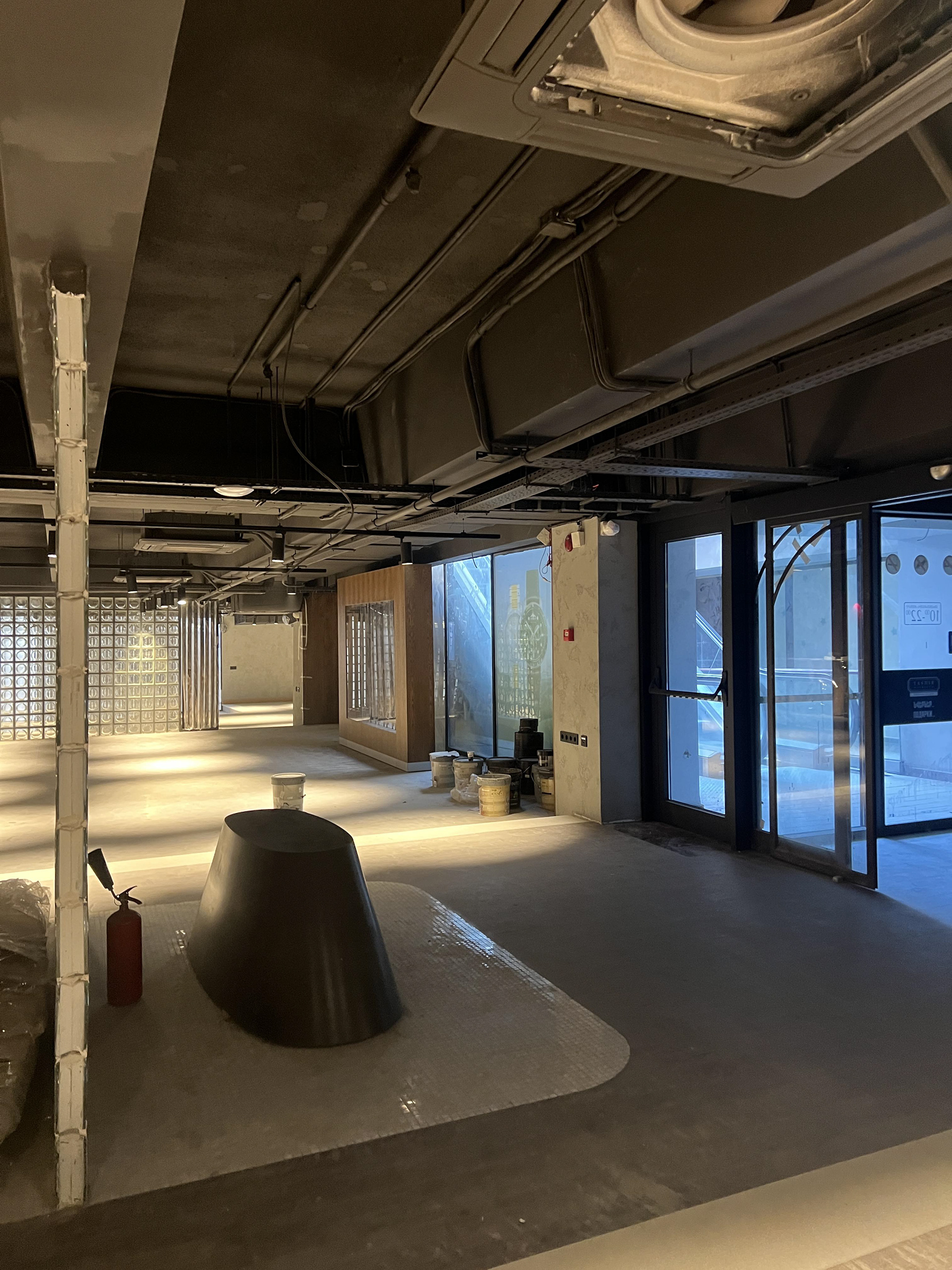 公牛（注：БЫК在俄语里意为公牛 ，但不清楚这里БЫК是单纯的俄语词汇，还是有特定语境含义，仅按常规语义翻译） 丨亚美尼亚丨Futuris Architects-12