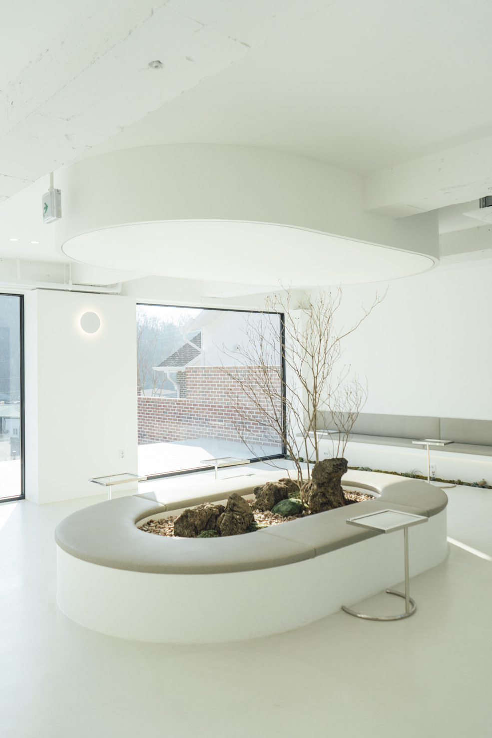 简约时尚 31 平咖啡馆设计-23