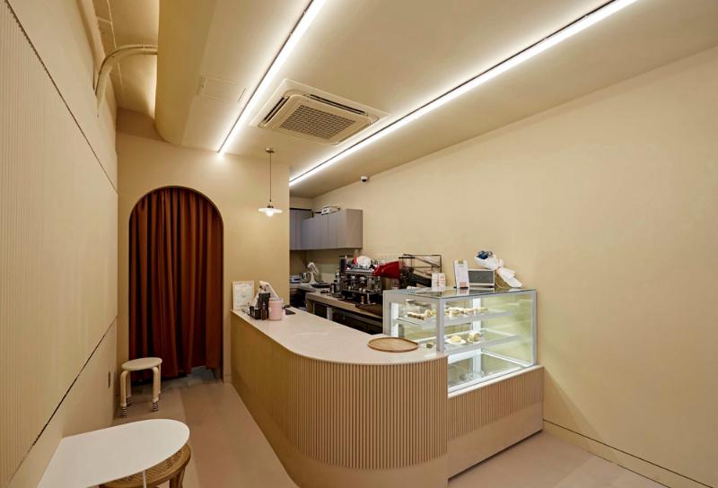 简约时尚的 7 坪小店设计-5