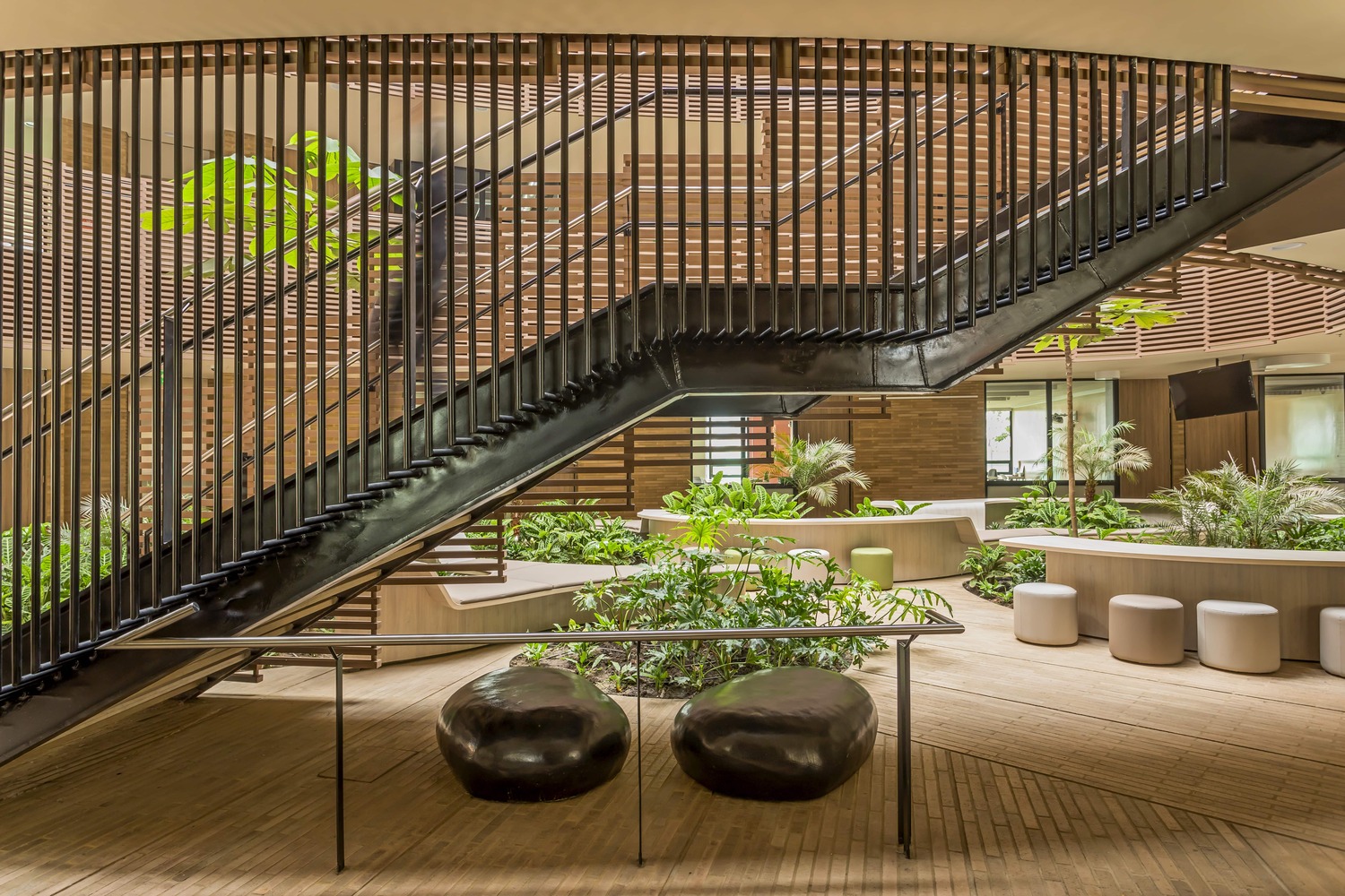 Eureka Center · 创新的椭圆形校园建筑设计丨哥伦比亚丨taller de arquitectura de bogotá-34