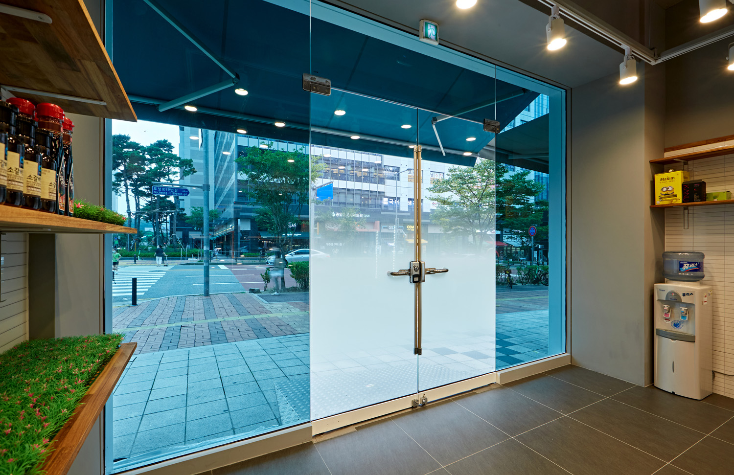 15 坪简约室内设计，打造纯净生活空间-8