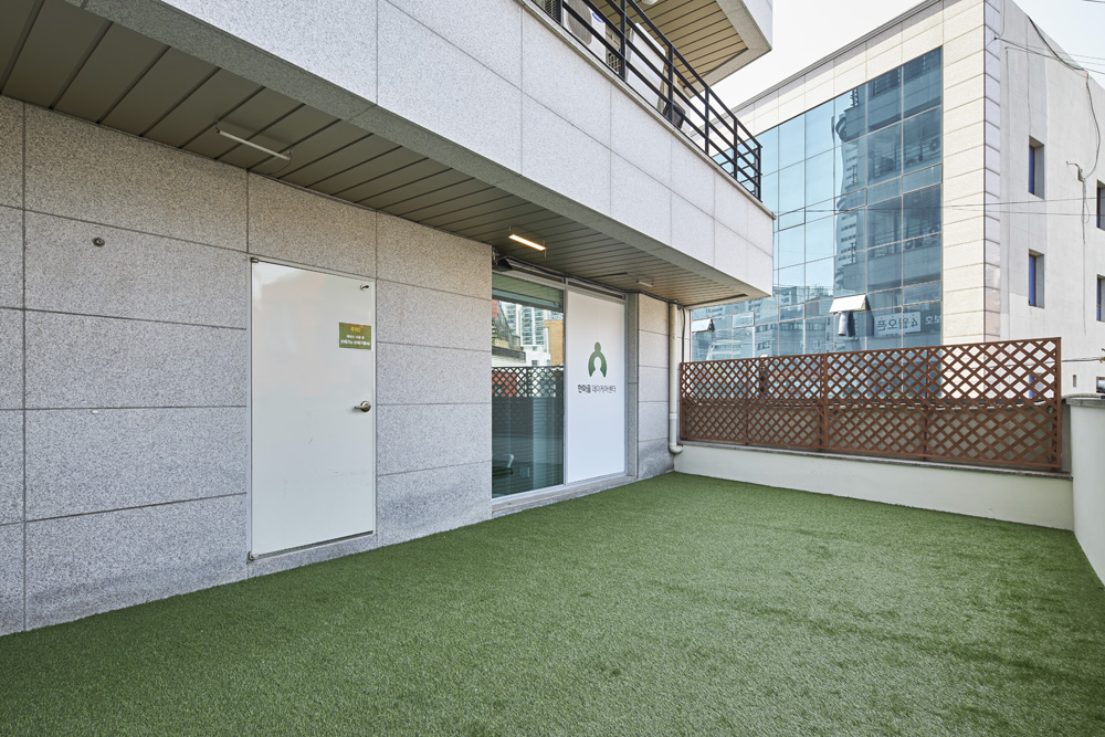 现代风格 120 平米甜品店设计案例-26