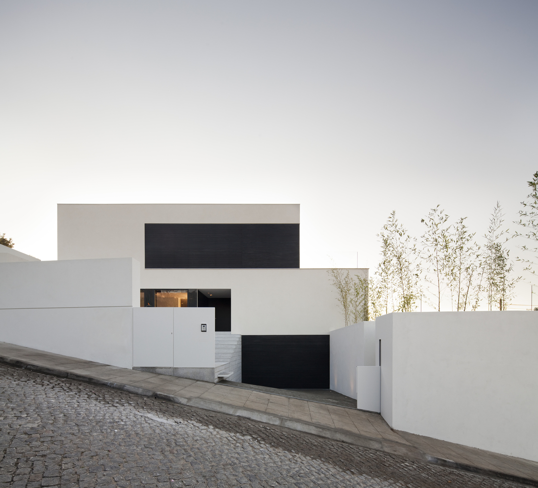 葡萄牙布拉加住宅丨AZO. Sequeira Arquitectos Associados-13