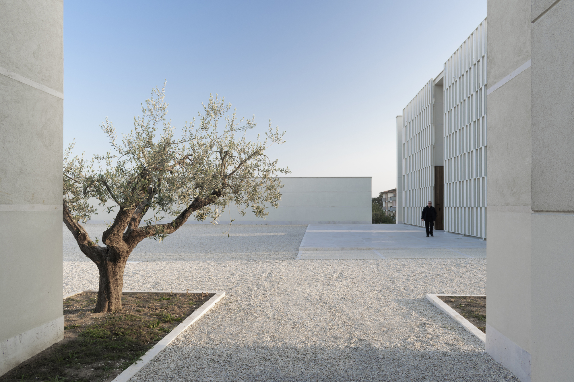 Church and Community Centre in Castel di Lama / Studio Contini-18