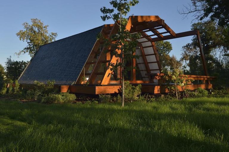 Soleta : Sustainable Zero Energy House - Small House Decor-7