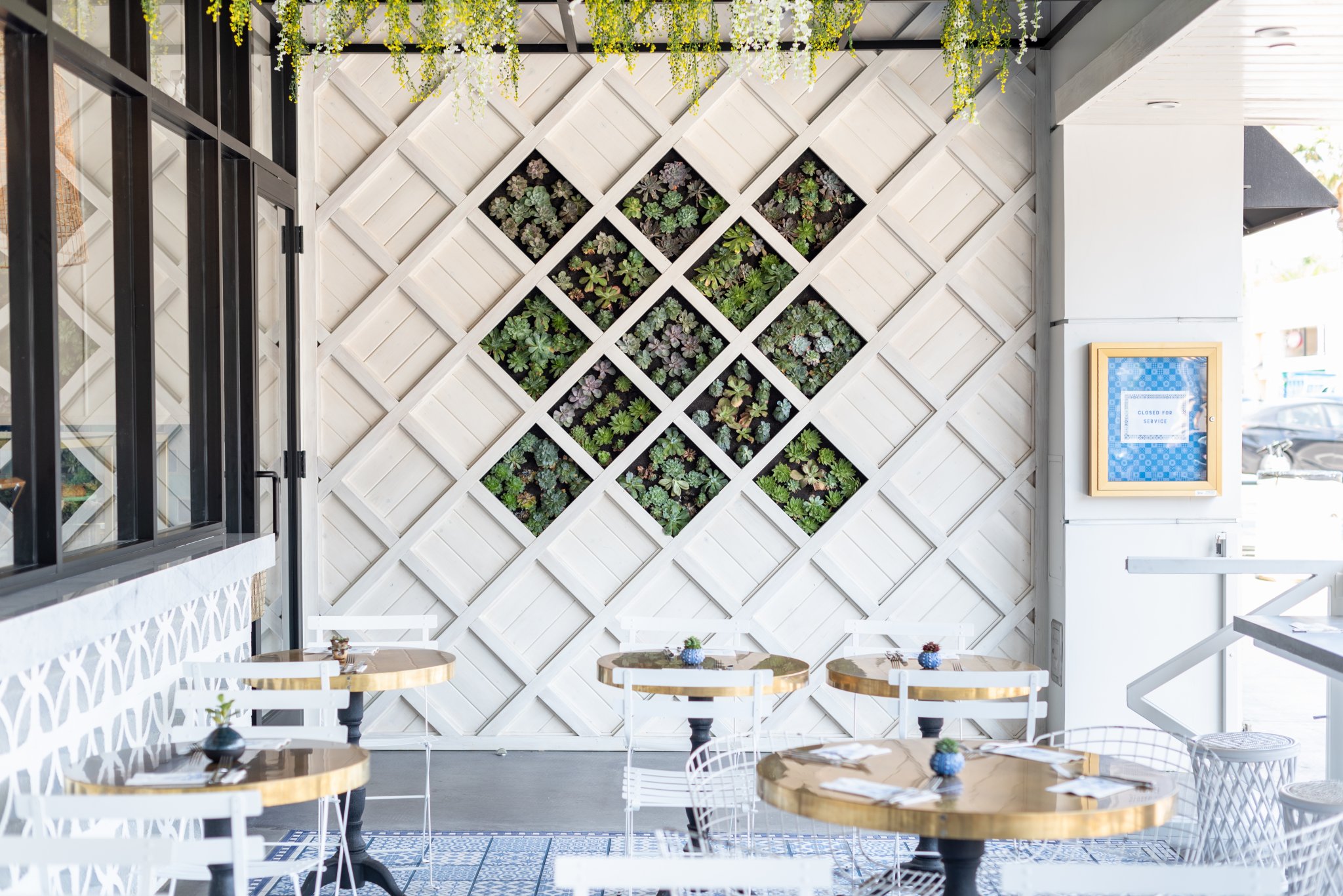 海滨圣塔莫尼卡的"未完成"俱乐部餐厅-4