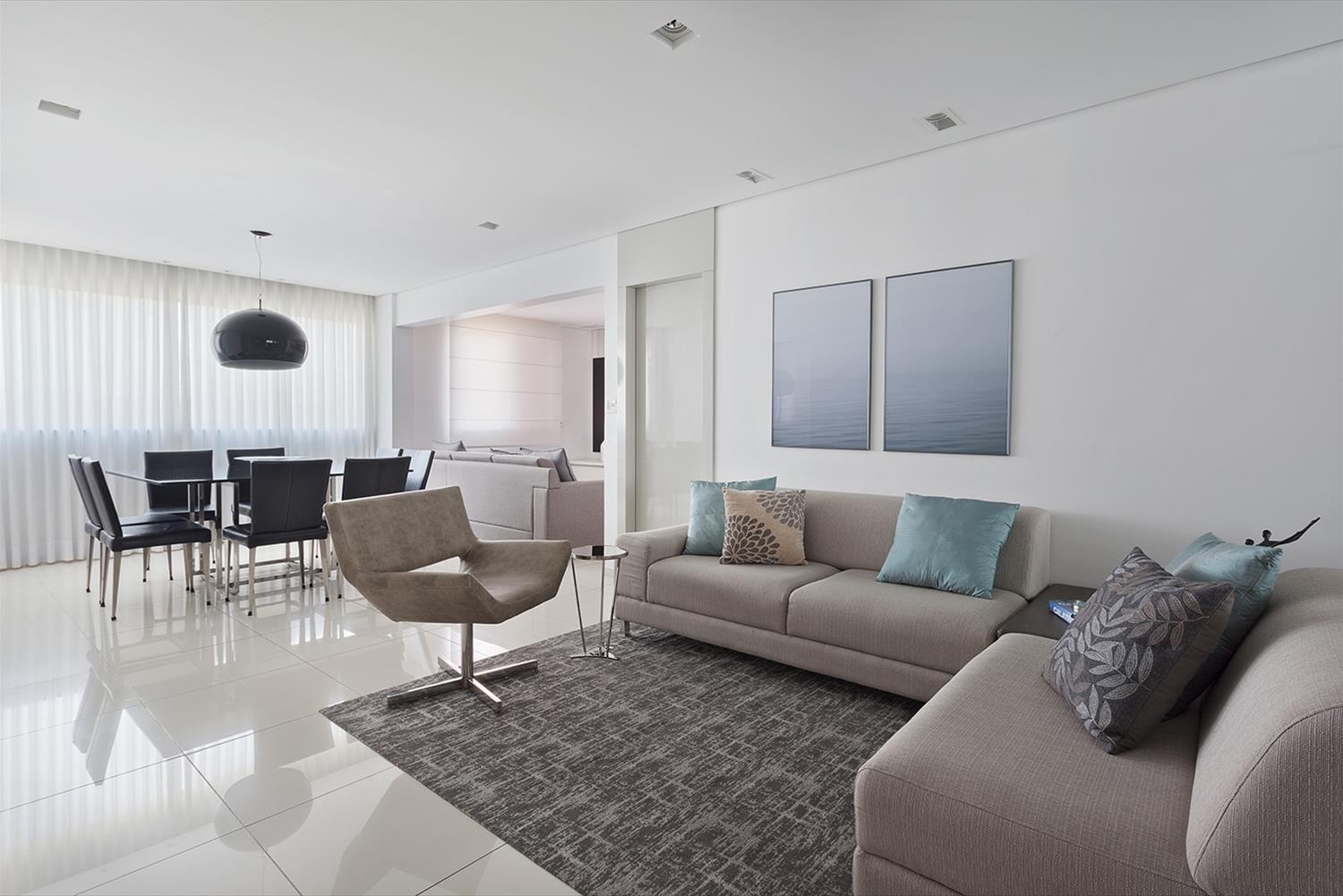 巴西 MG 州 Belo Horizonte 的 Apartamento CL 公寓,现代黑白设计风尚-1