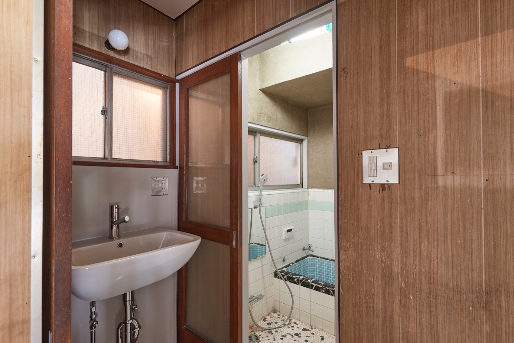 荒川之家，东京 / ROOVICE-52