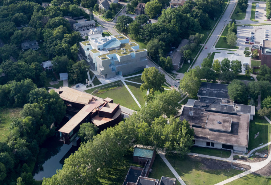 爱荷华大学视觉艺术大楼丨美国爱荷华丨Steven Holl Architects-3