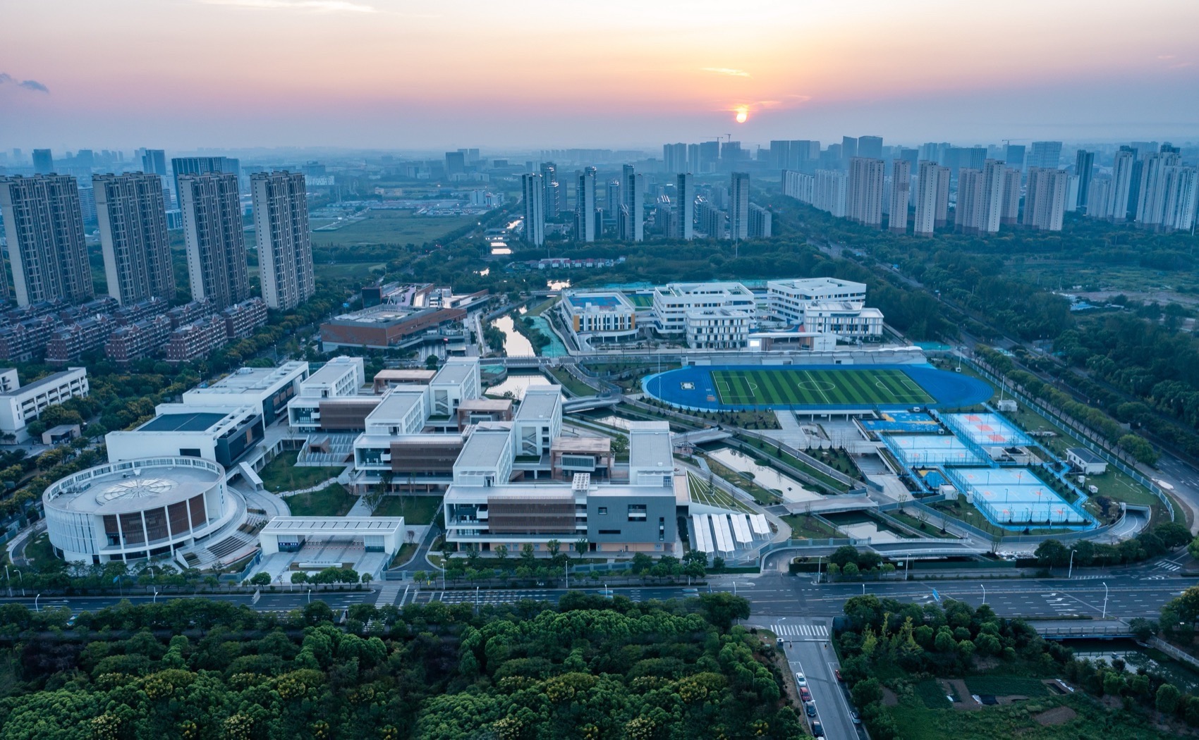 无锡和畅实验中学 / c+d设计中心-3