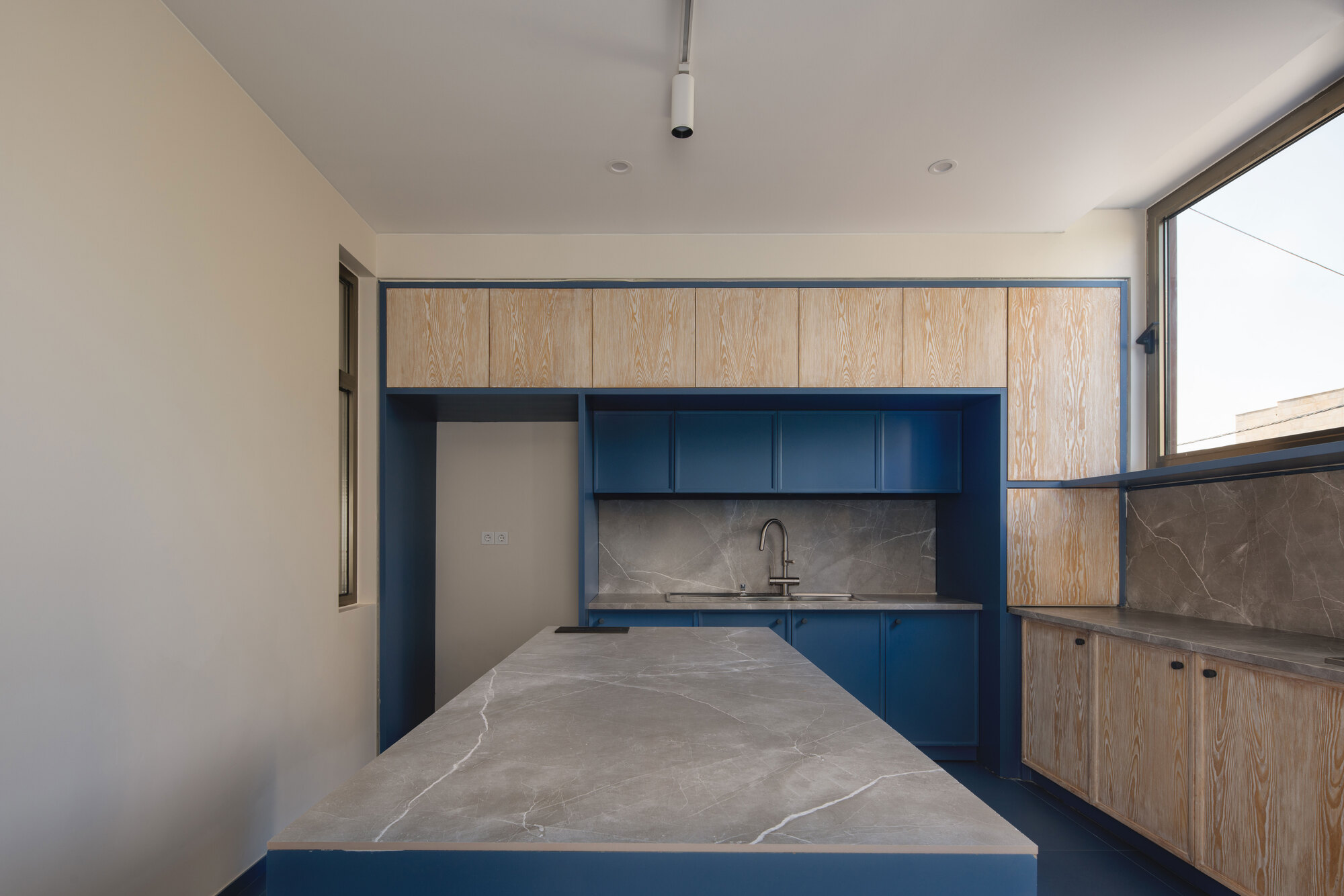 卡拉 OK 厅,男士办公室丨伊朗-20