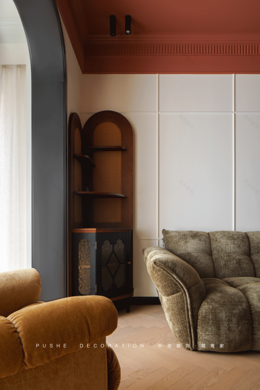 新作|摩登复古法式风,红与黑的极致碰撞-23