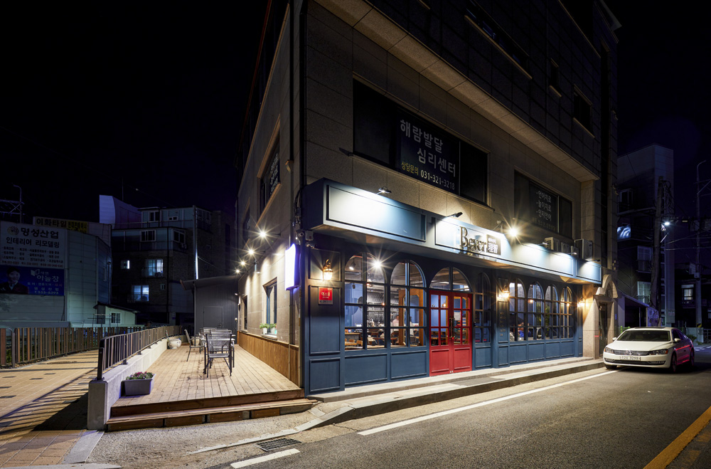 梦幻般的 34 度室内设计，贝弗利山庄的瑰宝-11