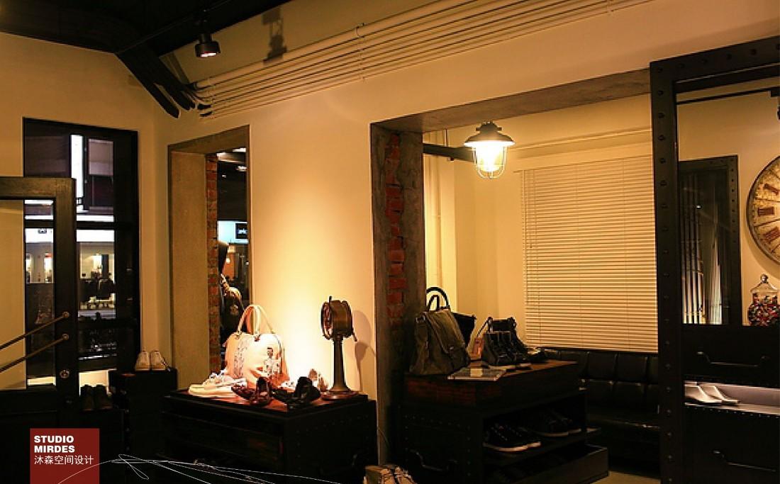 
T12ELVE+CAFE LOF13 -6