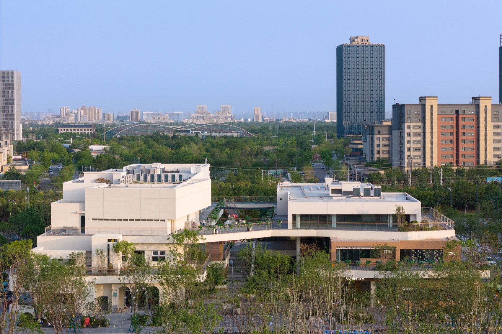 西安万科理想城北区小镇中心·池岛丨中国西安丨成都九十建筑设计有限公司-11